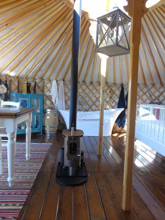 Glamping Abruzzo - The Yurt Hotell Catignano Exteriör bild