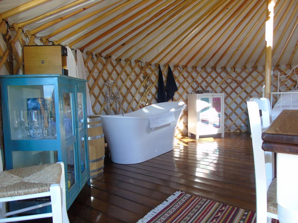 Glamping Abruzzo - The Yurt Hotell Catignano Exteriör bild
