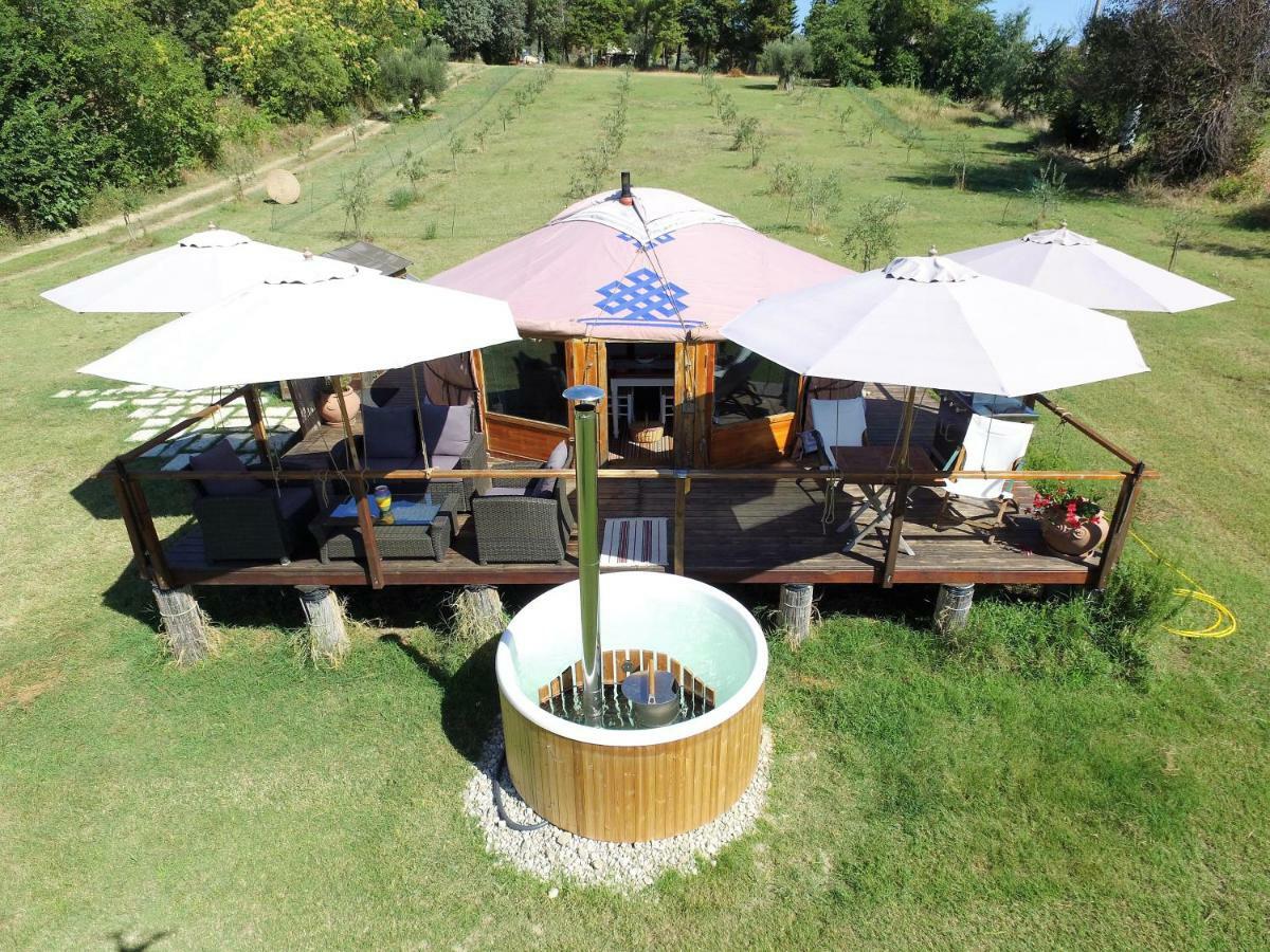 Glamping Abruzzo - The Yurt Hotell Catignano Exteriör bild